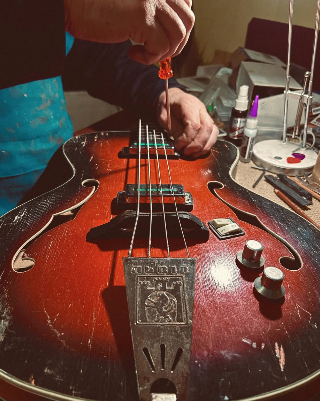 Valerio Cervi restaure une basse Lvov des années 60